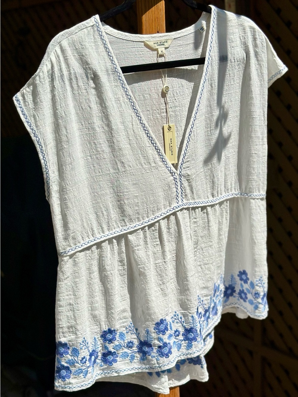 Max Studio White Tunic with Blue Floral Embroidery and Decorative Stitching NWT - Picture 2 of 11